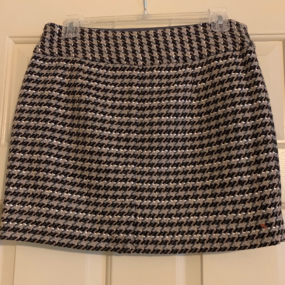 The Limited size 2 houndstooth winter skirt